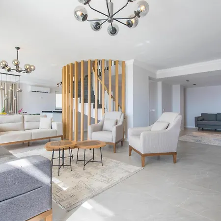 Villa Beachfront White With Private Swimming Pool Kalkan