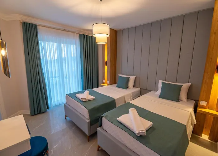 Beachfront White Wıth Private Swimming Pool *