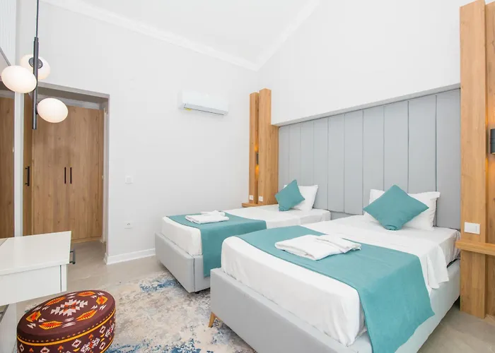 Beachfront White Wıth Private Swimming Pool Kalkan