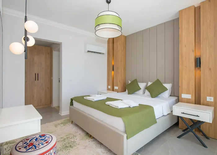 Beachfront White Wıth Private Swimming Pool Villa *