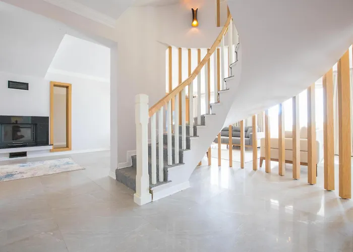 Beachfront White Wıth Private Swimming Pool Kalkan