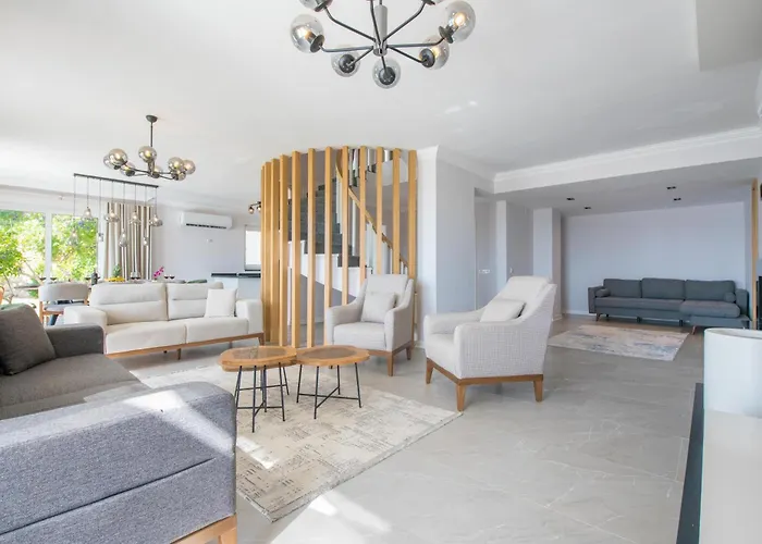 Villa Beachfront White Wıth Private Swimming Pool Kalkan