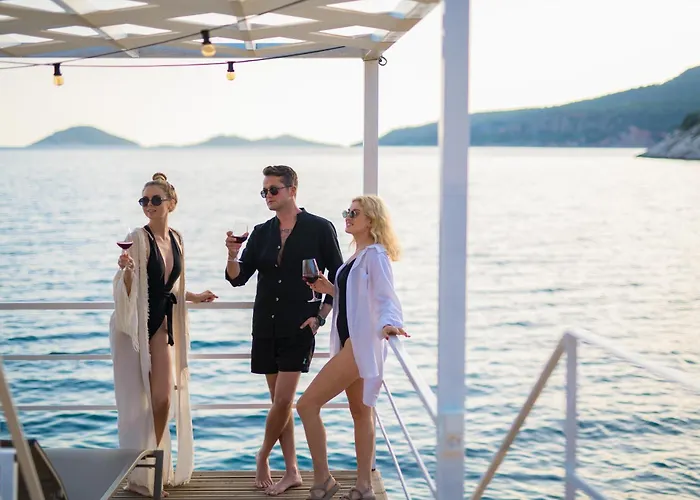 Villa Beachfront White Wıth Private Swimming Pool Kalkan