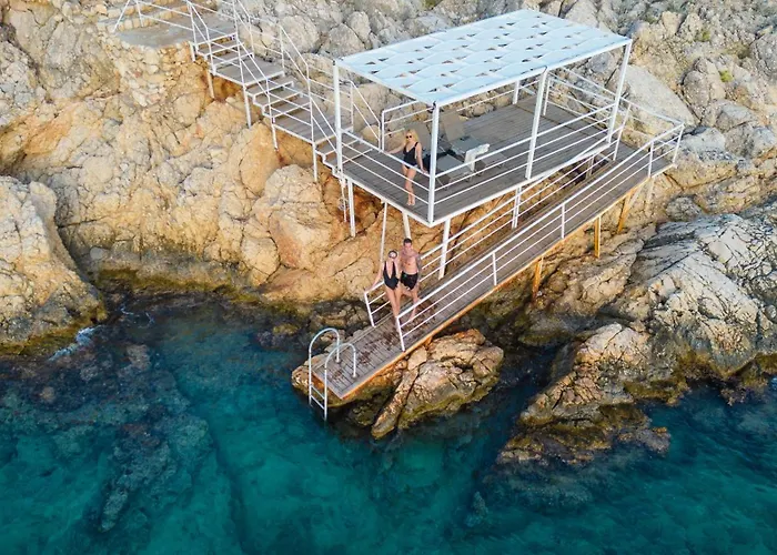 Beachfront White Wıth Private Swimming Pool * Kalkan