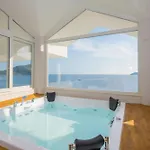 ヴィラ Beachfront White With Private Swimming Pool *