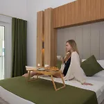 ヴィラ Beachfront White With Private Swimming Pool カルカン