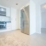 Beachfront White With Private Swimming Pool ヴィラ *